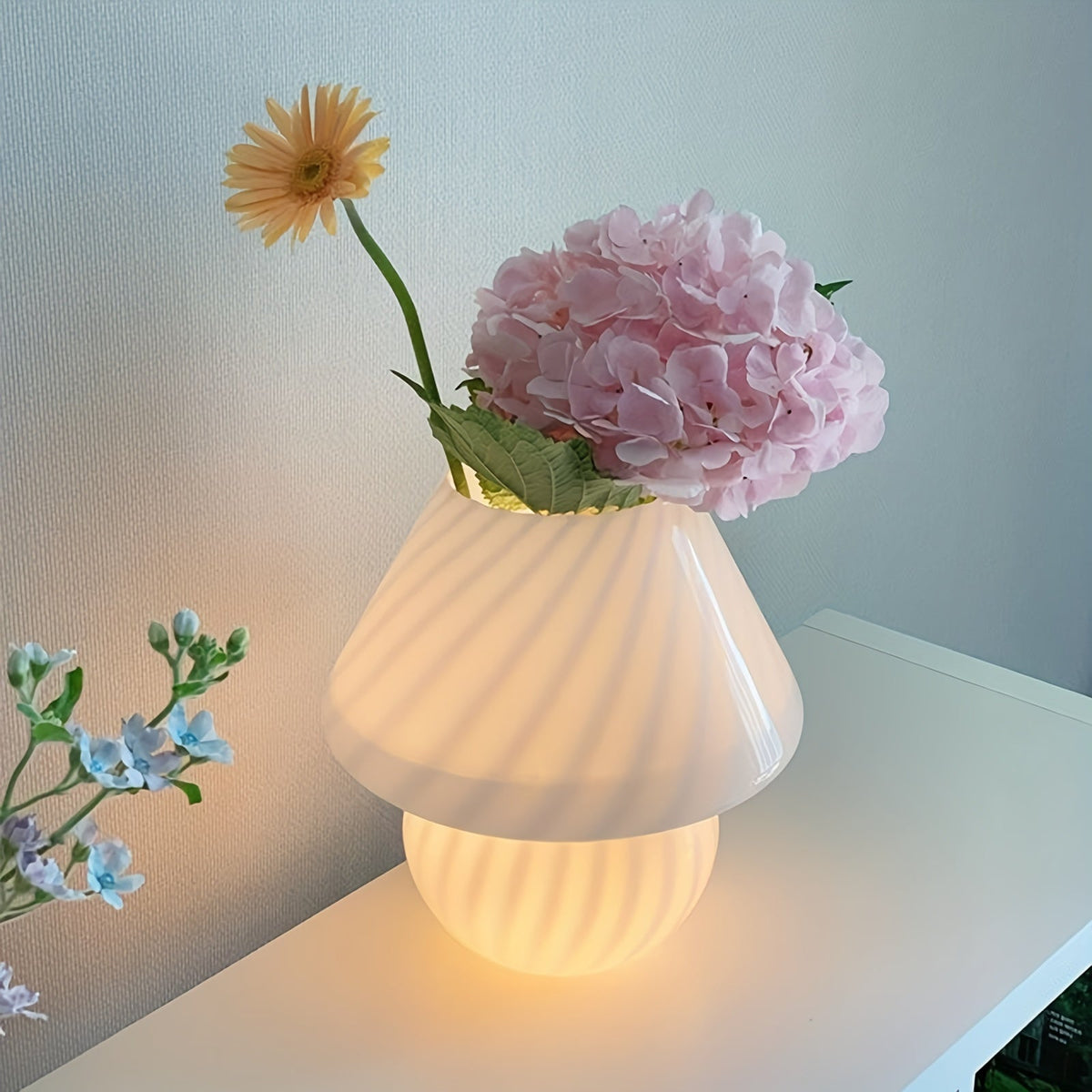 Swirled Glass Mushroom Table Lamp – view 6